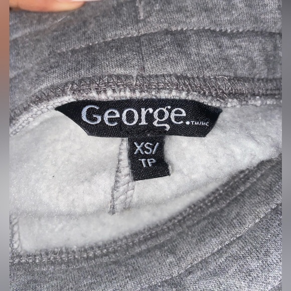 Grey Sweatpants! - Picture 3 of 3